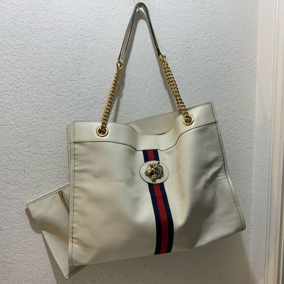 GUCCI Ivory Calfskin Large Rajah Chain Tote authentication certificate - Picture 1 of 16
